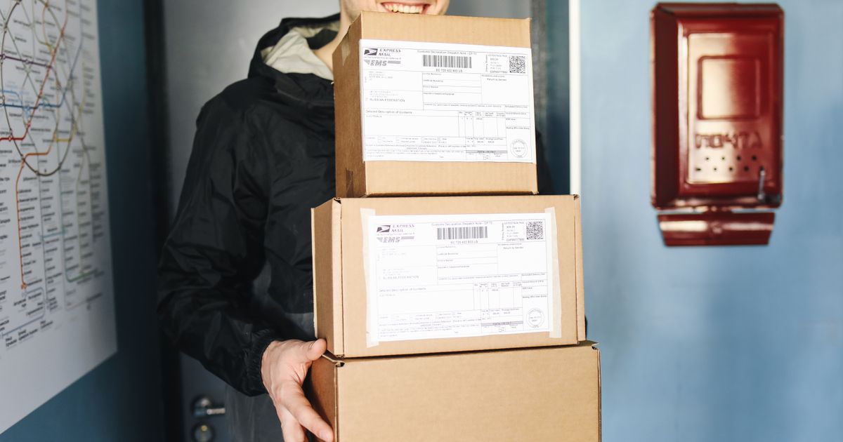 Orden de compra digital entre un almacén de repuestos y su importadora